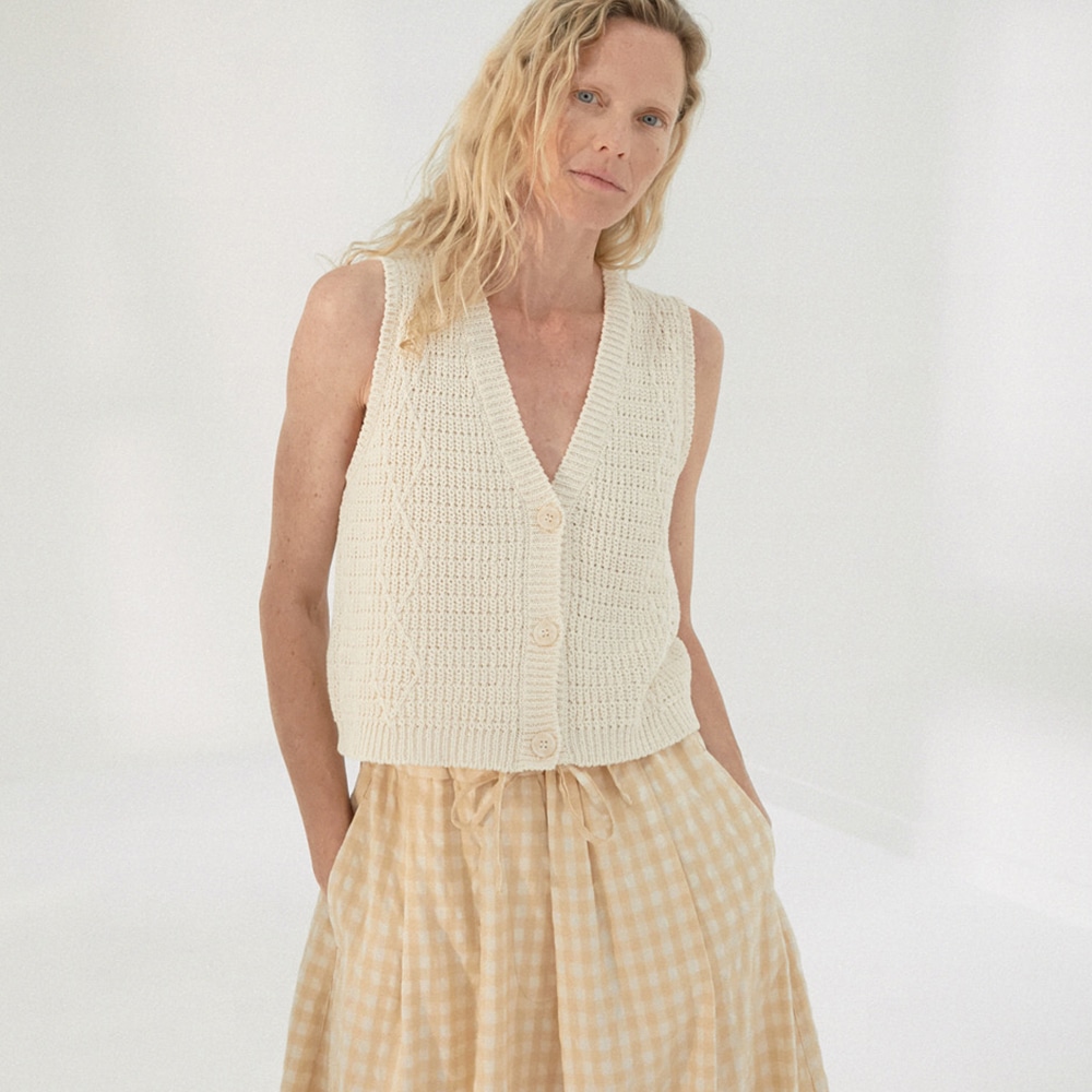 ケーブルニットベスト Natural Women Knit Bshop ビショップ Bshop Online Store ケーブルニットベスト Natural Women Knit Bshop ビショップ Bshop Online Store