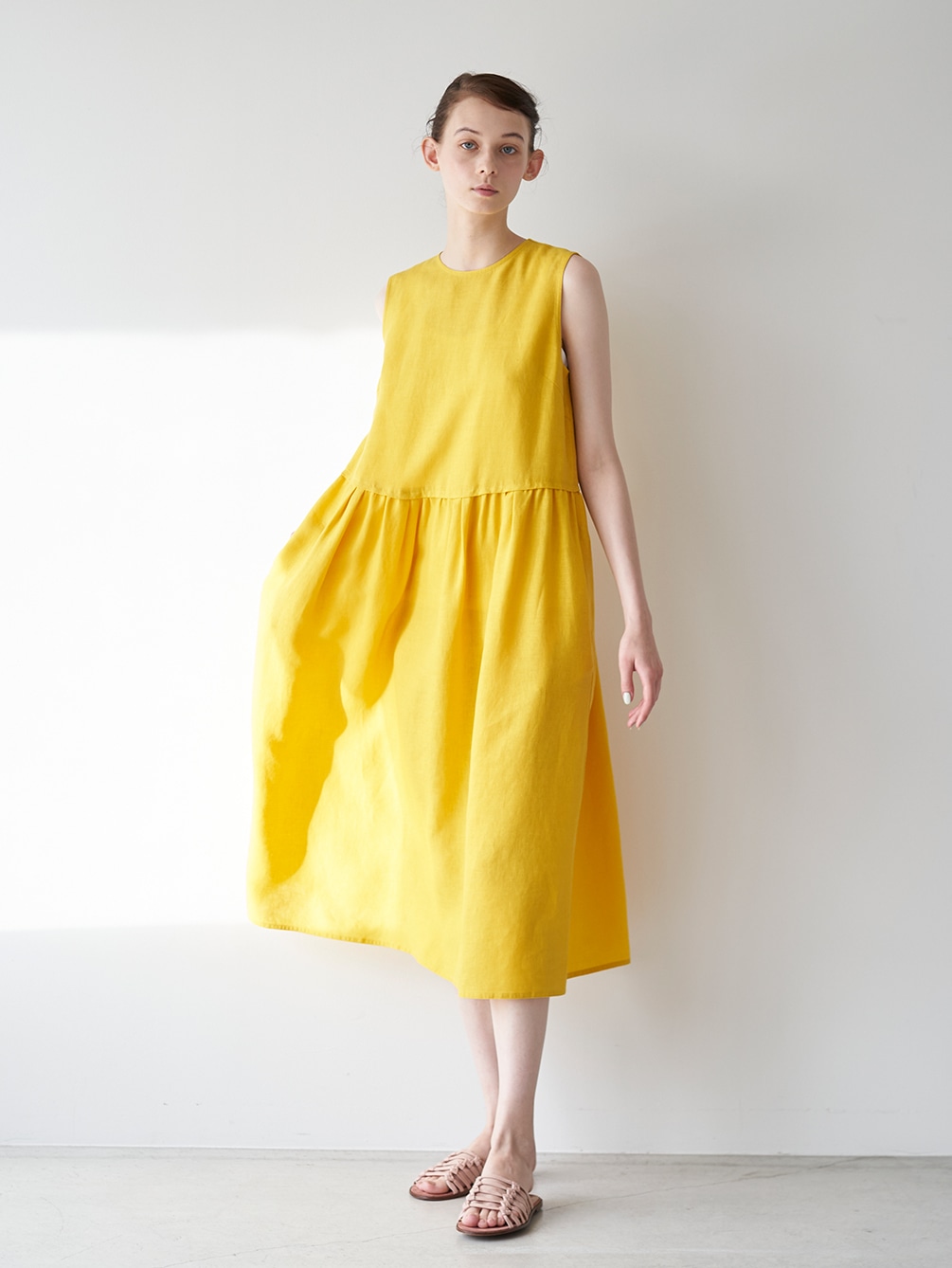 Le Glazik リネン ノースリーブワンピース Women Le Glazik リネン ノースリーブワンピース Women