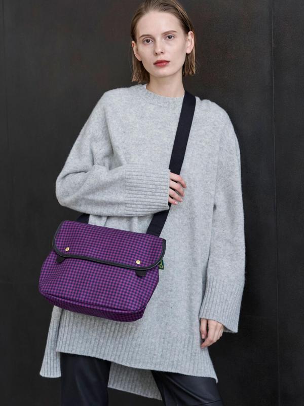 Brady | AVON WOOL CHECK