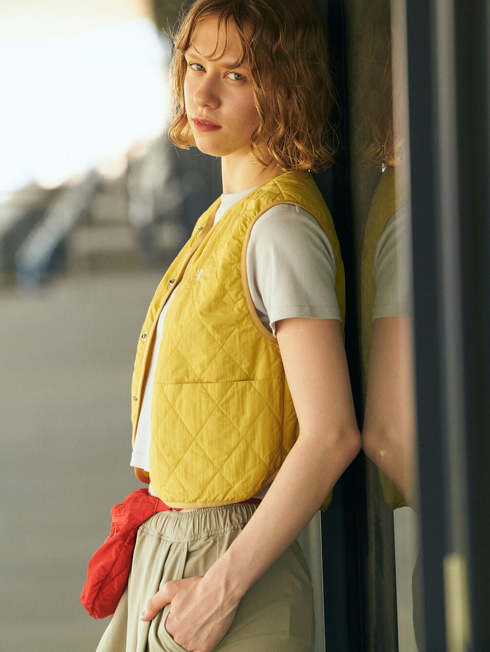 Gymphlex | ナイロン キルティングショートベスト WOMEN