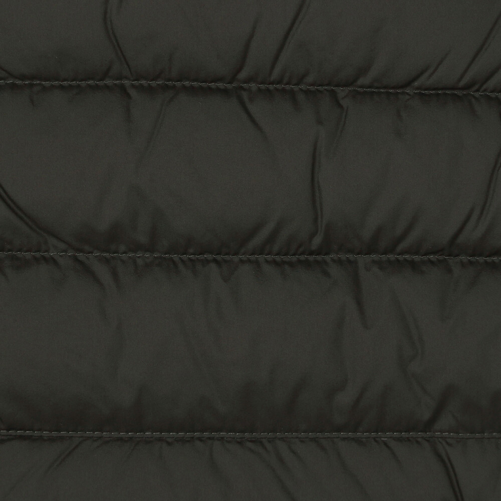 BLACK系1