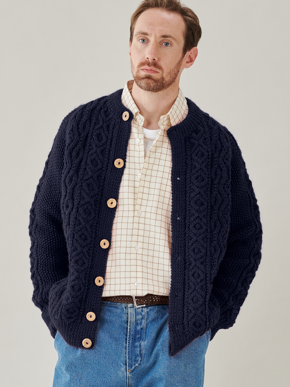 別注 クルーネックハンドニットカーディガン Men Knit Bshop ビショップ Bshop Online Store 別注 クルーネックハンドニットカーディガン Men Knit Bshop ビショップ Bshop Online Store