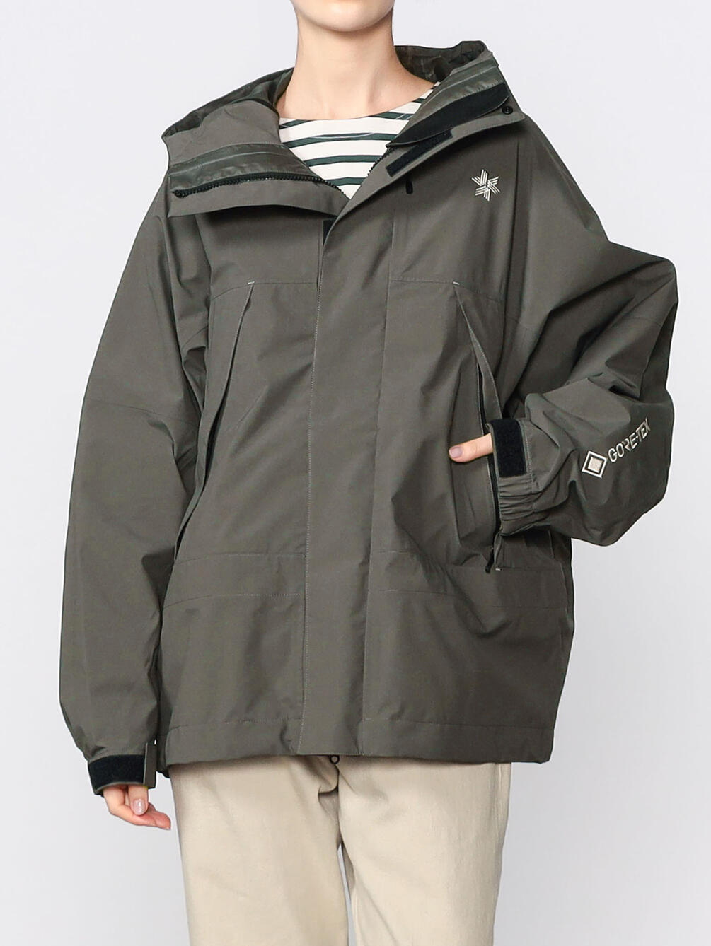 【美品】goldwin Bshop 別注 インサレーションコート　ゴアテックス GOLDWIN ゴールドウィン ／〈Bshopビショップ別注〉ゴアテック