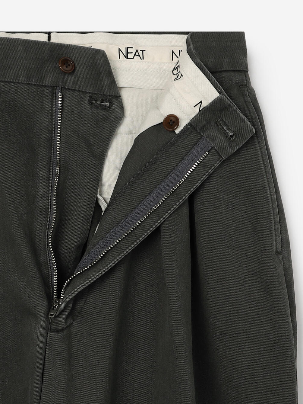 【限定価格】NEAT bshop 別注　チノパンツ（41）WOMEN 限定価格】NEAT bshop 別注 チノパンツ（41）WOMEN NEAT bshop