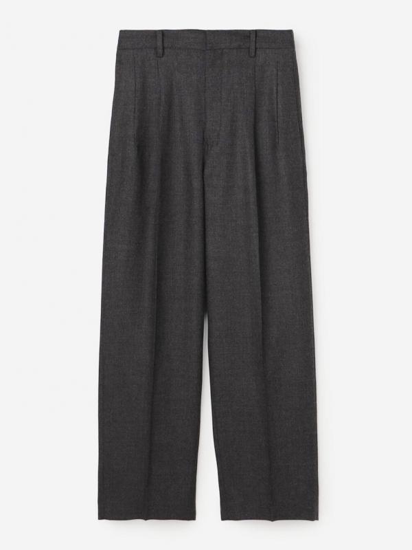 AURALEE | SUPER LIGHT WOOL TWO-TUCK SLACKS WOMEN