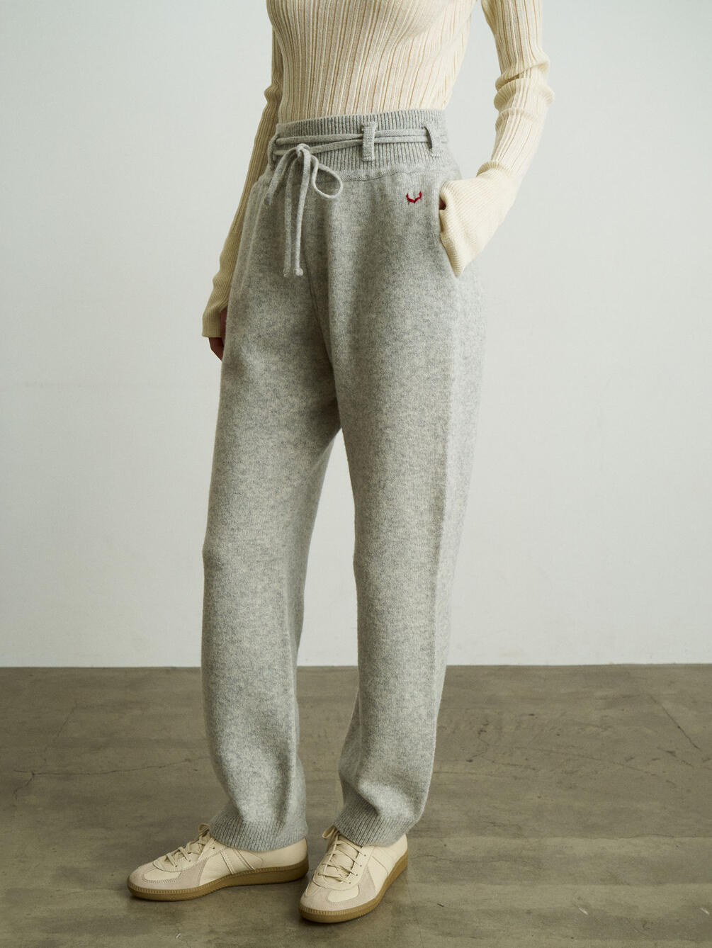 UNFIL | ラムズウール ベルテッドニットパンツ WOMEN