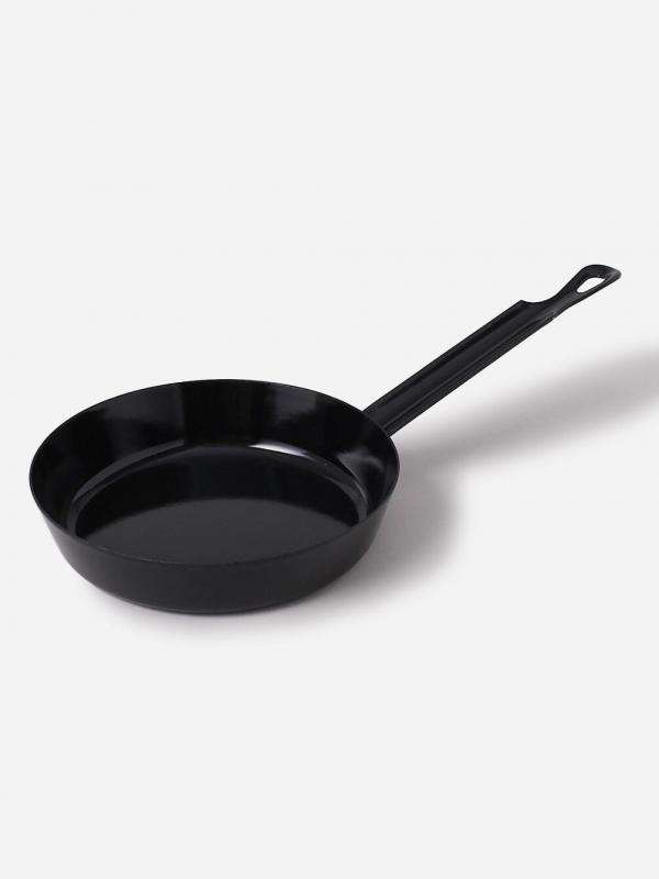 LABOUR AND WAIT | SMALL ENAMEL SKILLET