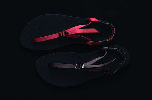 BEAUTIFUL SHOES｜ワラーチサンダルをルーツに持つベアフットサンダル。
